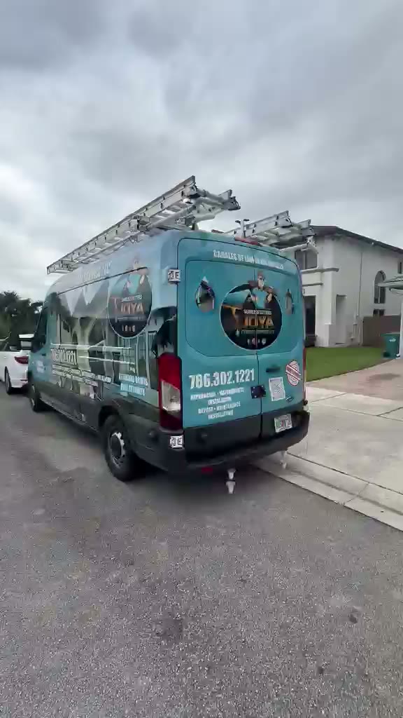 Still frame from a Joya General Services job video