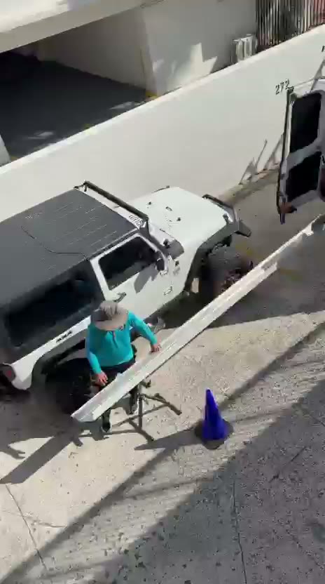 Still frame from a Joya General Services job video