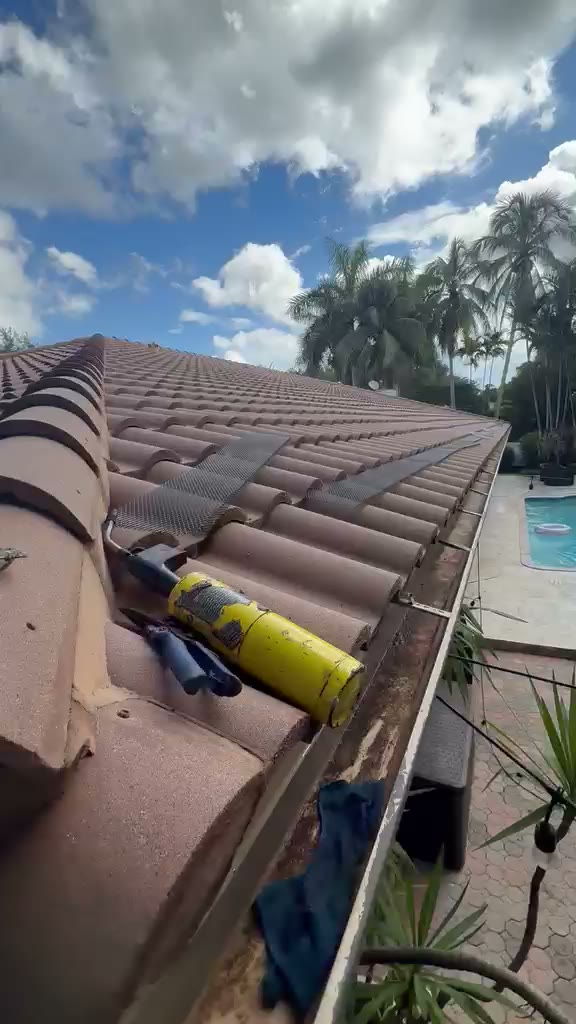 Still frame from a Joya General Services job video