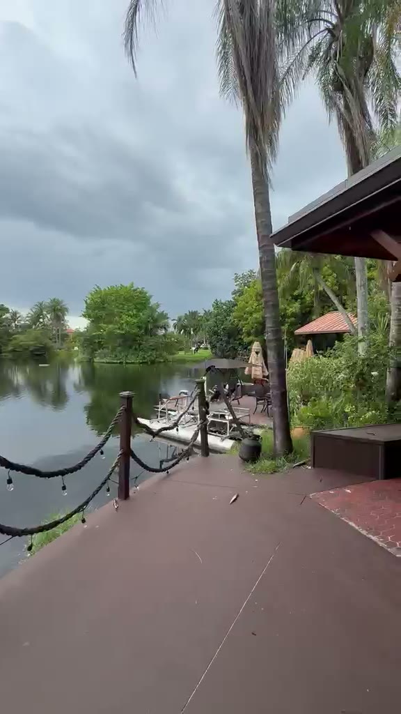 Still frame from a Joya General Services job video