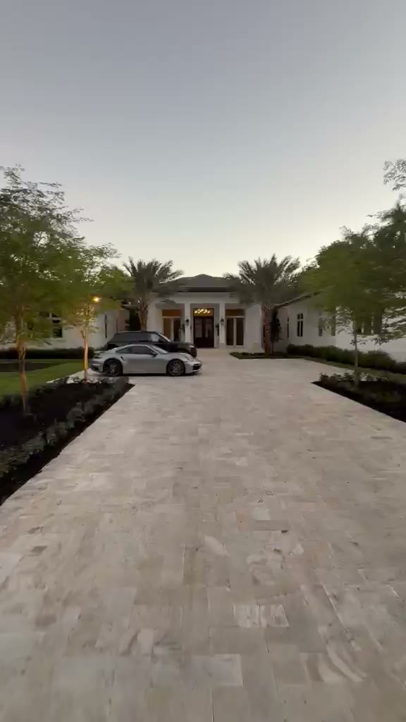 Still frame from a Joya General Services job video