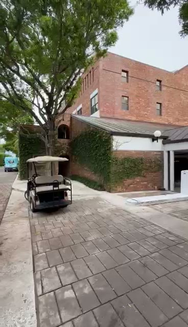 Still frame from a Joya General Services job video