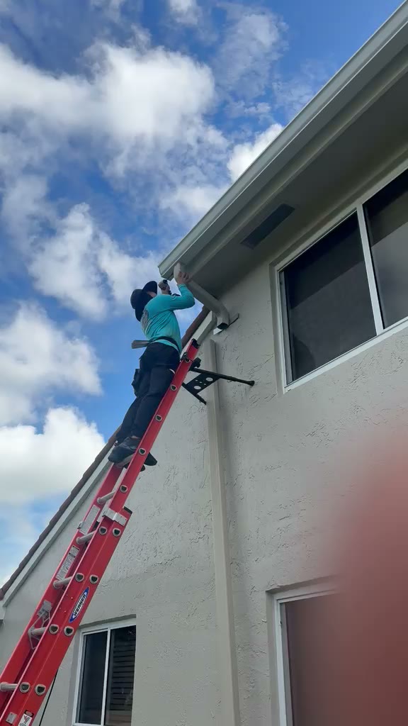 Still frame from a Joya General Services job video