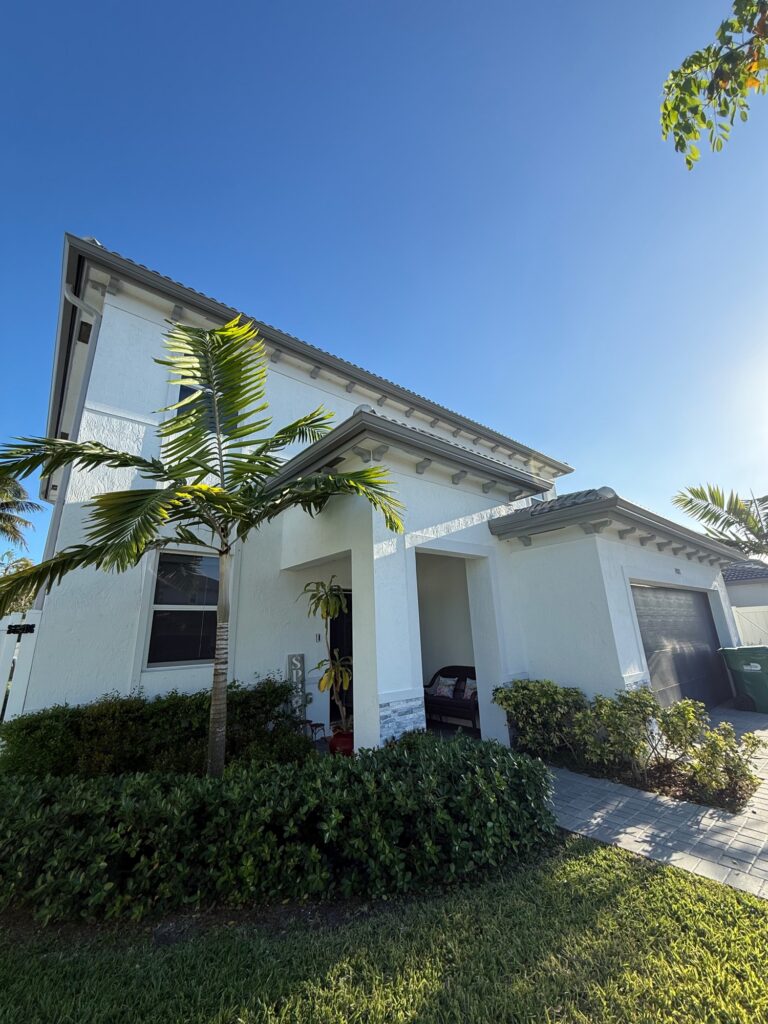 Residential gutter system installed in Hialeah, Florida