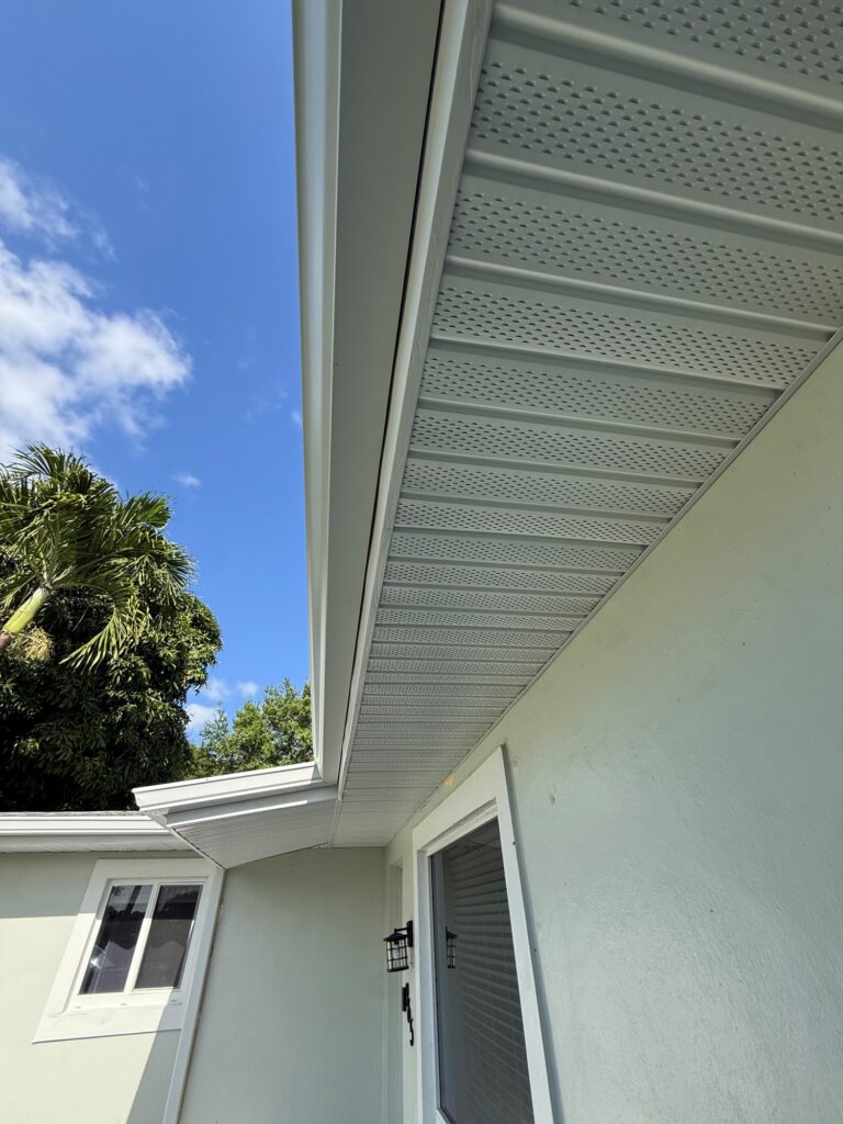 Gutter and downspout work completed in Hialeah, Florida
