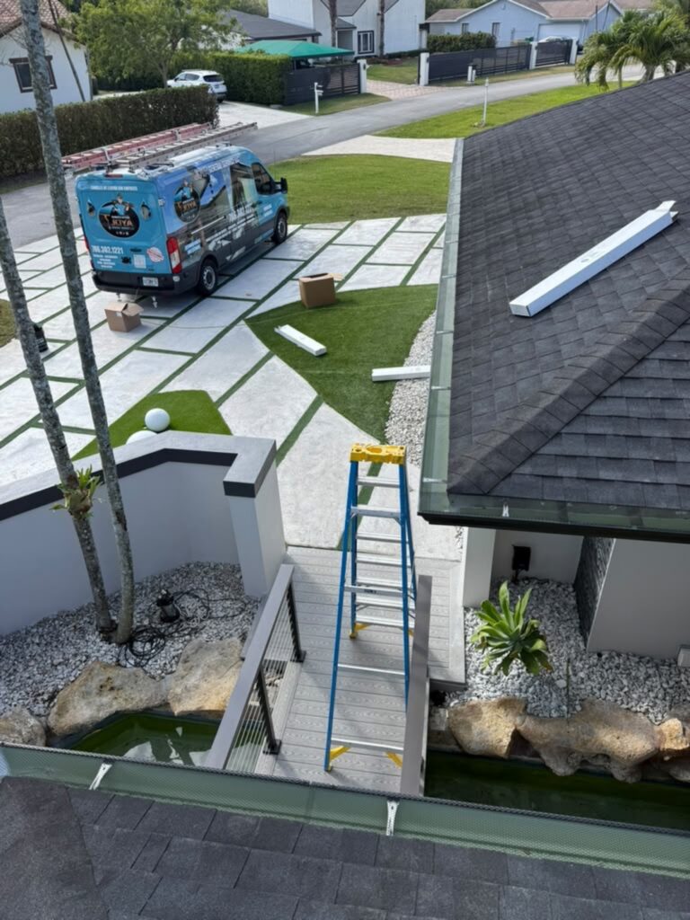 Seamless aluminium guttering installed in Opa-locka, Florida
