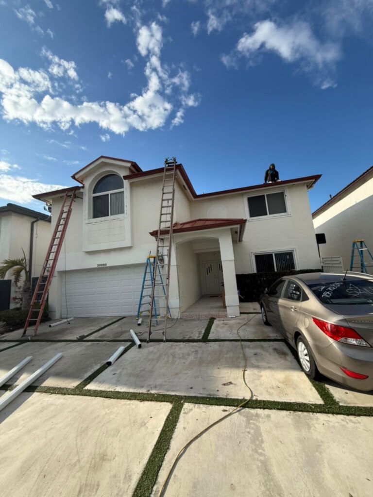 Gutter and downspout work completed in Hialeah, Florida