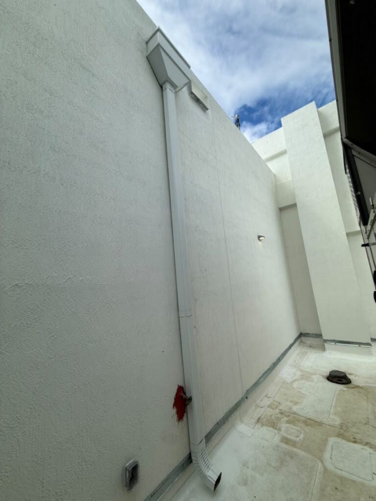 New gutter run fitted along a roofline in Miami, Florida