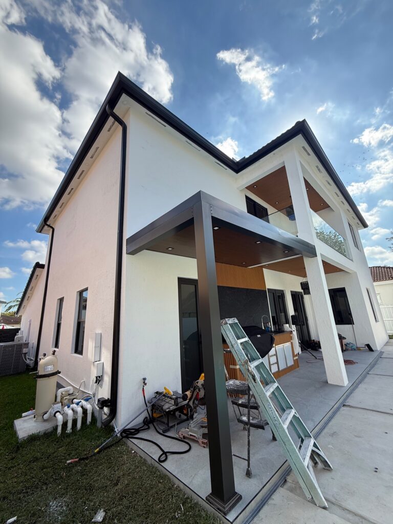 Gutter and downspout work completed in Hialeah, Florida