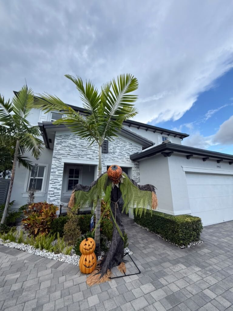 Fascia and gutter line completed in Fort Lauderdale, Florida