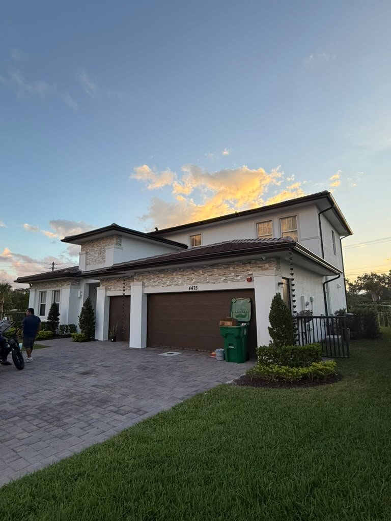 Gutter work completed by Joya General Services in South Florida