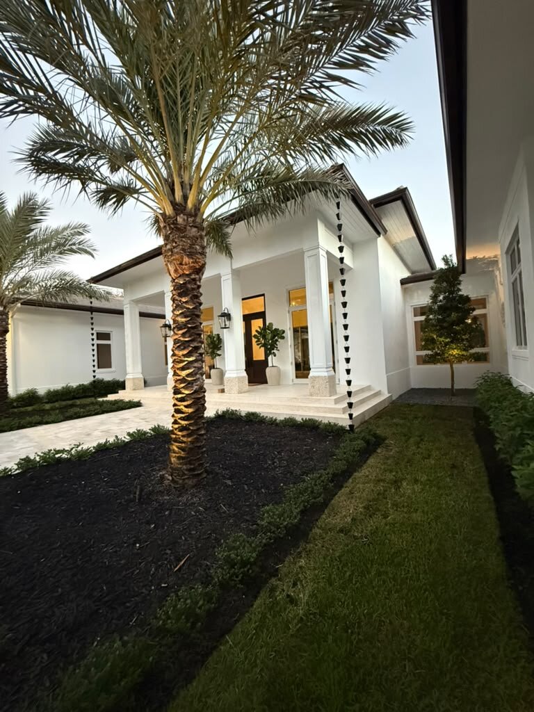 Gutter work completed by Joya General Services in South Florida