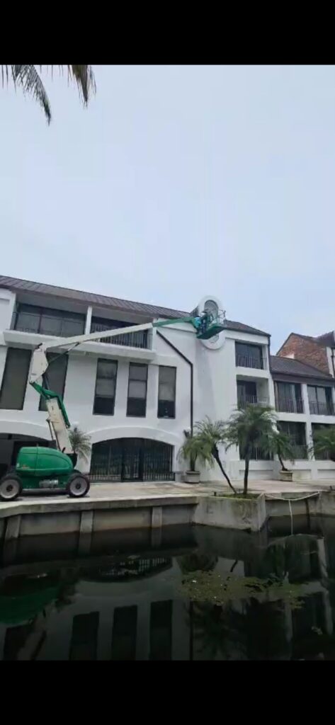 Gutter work completed by Joya General Services in South Florida